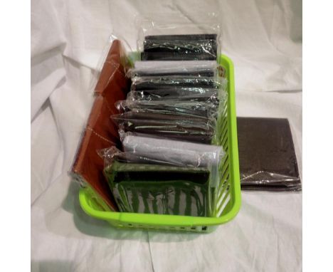 Fourteen gents wallets, sealed in various colours. UK P&amp;P Group 1 (£16+VAT for the first lot and £2+VAT for subsequent lo