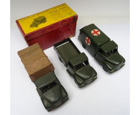 Britains split windscreen version Motor Vehicles set 1433, Caterpillar Tender in original illustrated box (headlight transfer