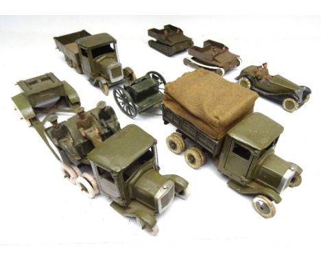 Britains square nose version Motor Vehicles 143 ten-wheel Lorry with driver (tailgate missing), short pole limber, dark green