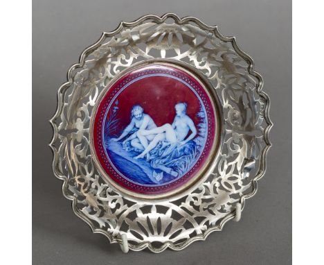 An Edwardian enamel decorated pierced silver dish, hallmarked Chester 1901, maker's mark of GNRHCentred with two nude female 