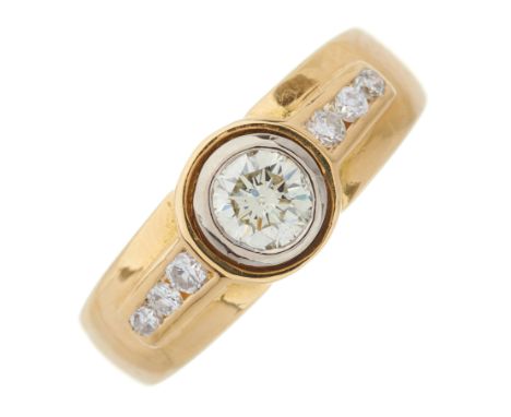 An 18ct gold brilliant-cut diamond single-stone band ring, with similarly-cut diamond line sides and tapered band, estimated 