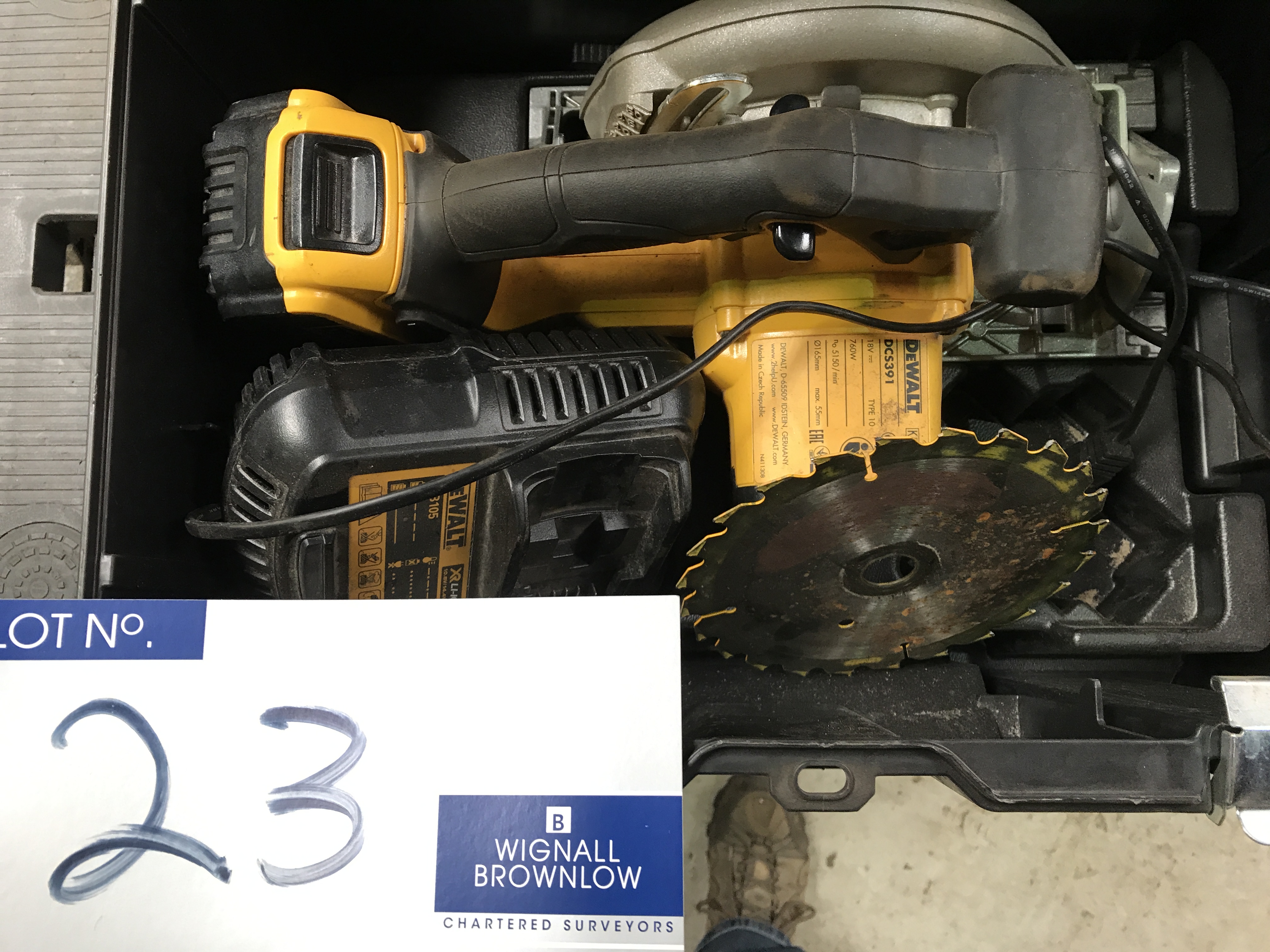 A DeWalt DCS391 Type 10 Cordless Circular Saw with Charger, Battery and