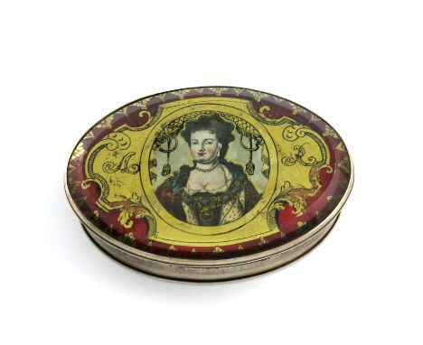 An early 18th century silver snuff box, maker's mark AH with a crown above and mullet below, oval form, gilded interior, the 