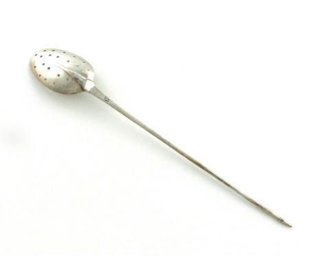 An early 18th century silver mote spoon, marked to the base of the stem R, circa 1720, the reverse of the bowl with a plain r