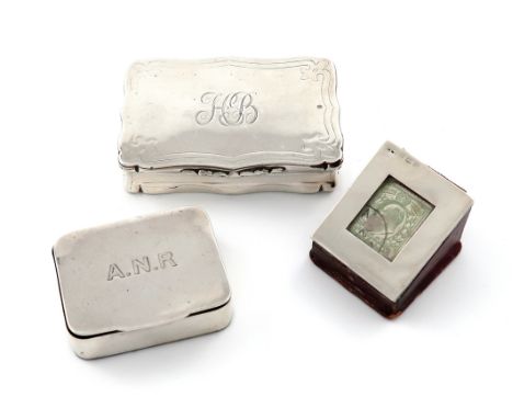 A Victorian silver snuff box, by Edward Smith, Birmingham 1857, shaped rectangular form, engraved decoration, the cover initi