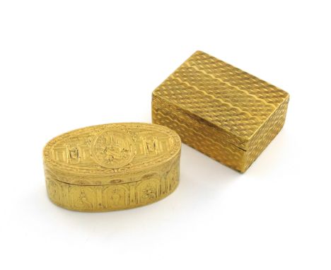 Please note: the oval box is unmarked silver-gilt, not gilt-metal as previously stated. A late 18th century silver-gilt snuff