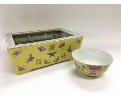 A famille juan rectangular planter and a small bowl (2), planter width approx 25cm.