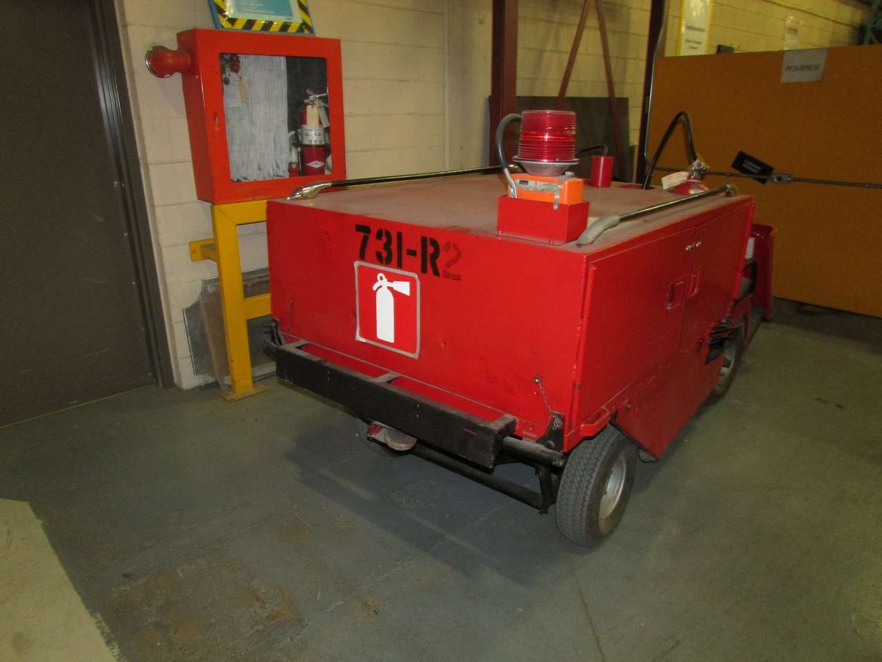 1975 Cushman 8983167610 Electric 4 Wheel Fire Cart 36V, 2,000Lbs Cap