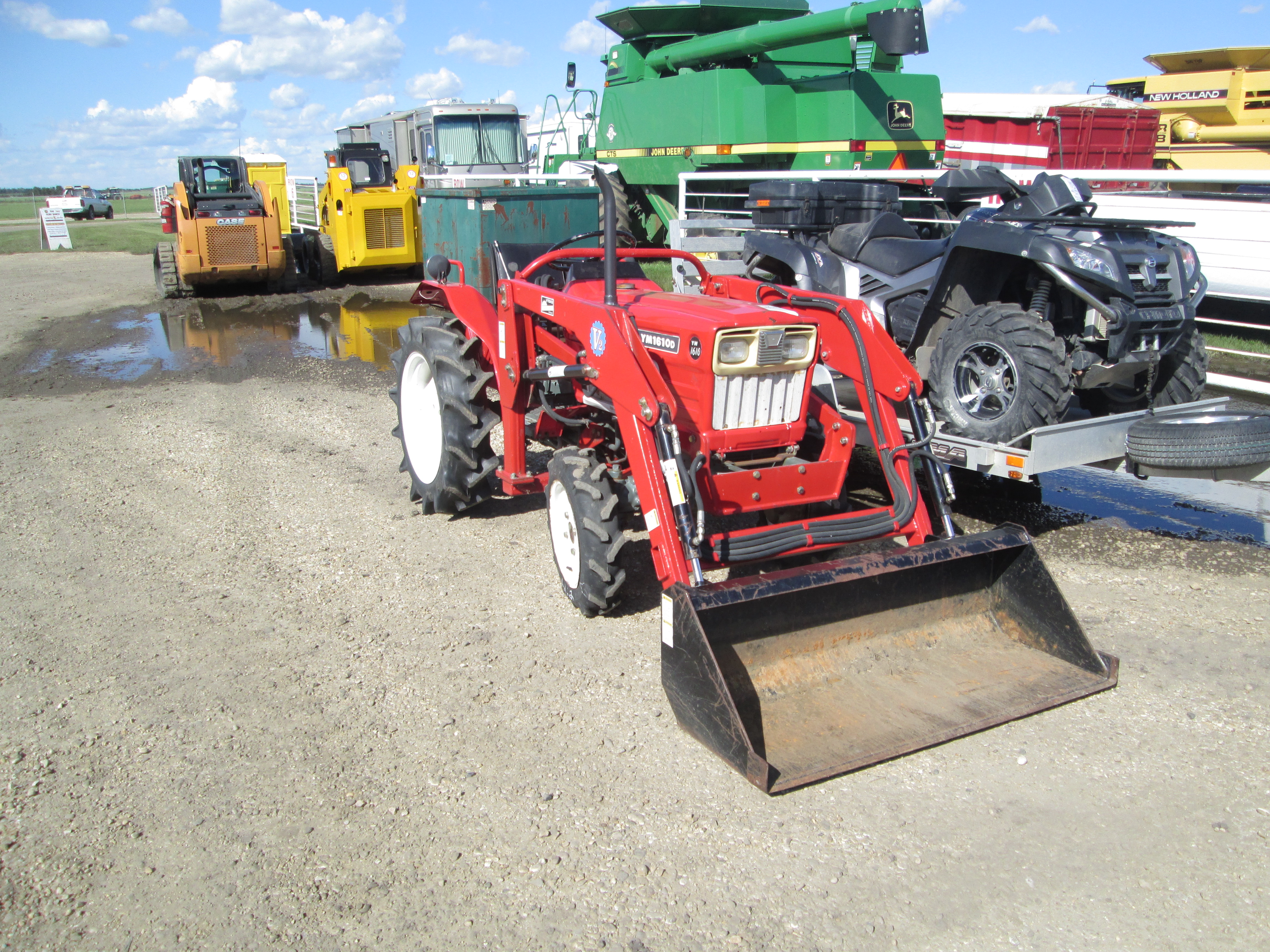 1980 YANMAR YM 1610 20 HP 4WD TRACTOR C/W LOADER, LOT 251