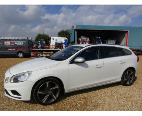 Make &amp; Model: Volvo V60 R-Design DriveDate of Reg: VK12 RKZColour: Whitecc: 1560MoT: 30-09-2021Fuel Type: DIESELMileage: 