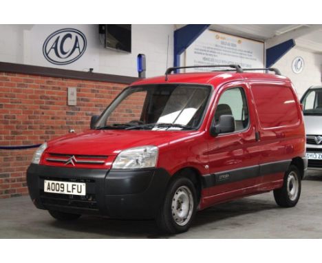 Make &amp; Model: Citroen Berlingo First 600Date of Reg: AO09 LFUColour: Redcc: 1360MoT: 06-09-2022Fuel Type: PETROLMileage: 