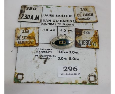 Enamel Post Box Label with collections times & 4 removable dates & oval P & T brooch (6)