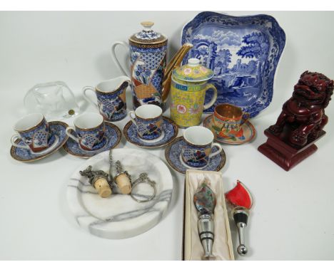 Good Mixed Ceramic lot to include a Spode Italian Dish, Japanese coffee set, foo dog plus other items, see photos.