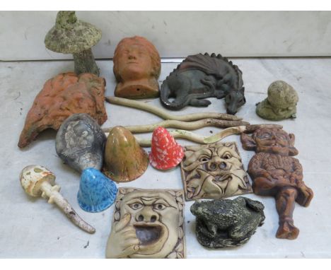 Good mixed lot of Terracotta and ceramic/plastic garden ornaments. See photos   (please remember to factor in packing and pos
