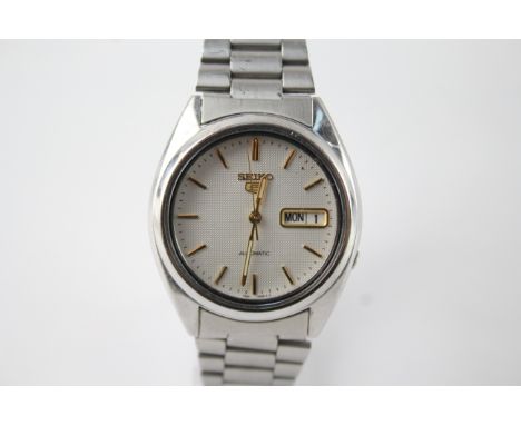 Vintage Seiko 5 Stainless Steel Watch Movement - Automatic WORKING - Running In Vintage Condition Signs Of Use &amp; Wear See