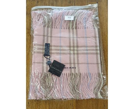 A new with tags Burberry 100% lambs wool pink long scarf with double tassels 150 x 37cm 
