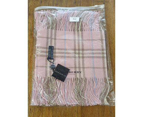 A new with tags Burberry 100% lambs wool pink long scarf with double tassels 150 x 37cm 