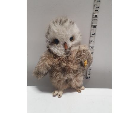 A vintage Steiff owl 