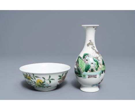 Full title: A Chinese famille verte vase and an 'anhua' dragon bowl, Kangxi mark, 19th C.------- Description: H.: 19 cm (the 
