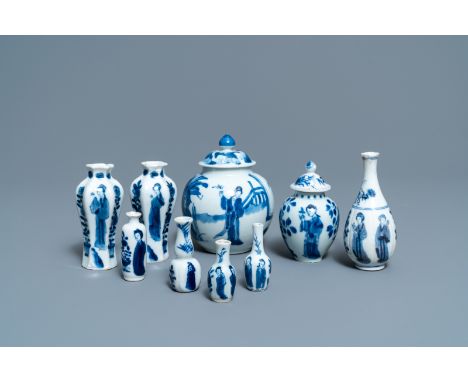 Full title: Nine small Chinese blue and white 'Long Eliza' vases, Kangxi------- Description: H.: 10,5 cm (the tallest vase in