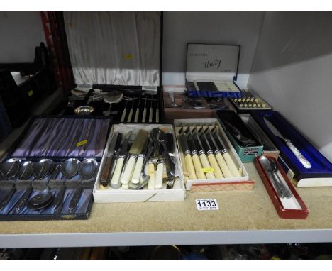 Cased Vintage Cutlery 
