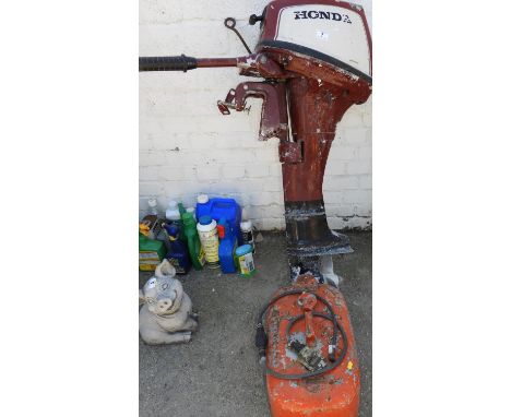 Honda Boat Engine and Petrol Can 
