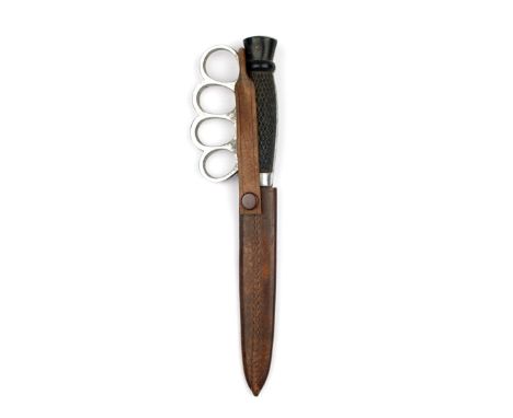 First War period private purchase Knuckleduster knife, 12.7cm plated blade with clipped back point, plating flaking, characte