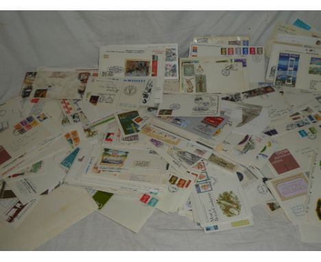 A large selection of over 500 GB first day covers and special events covers, 1960-2000