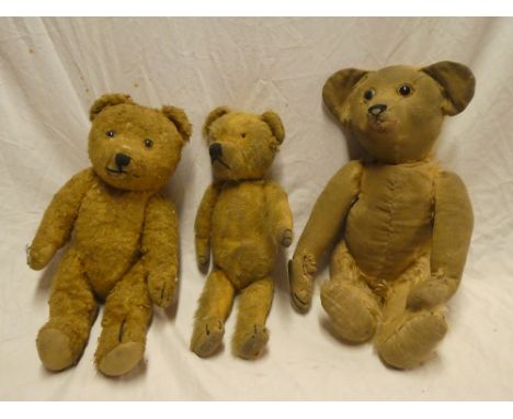 Three various old teddy bears including Merrythought (af)