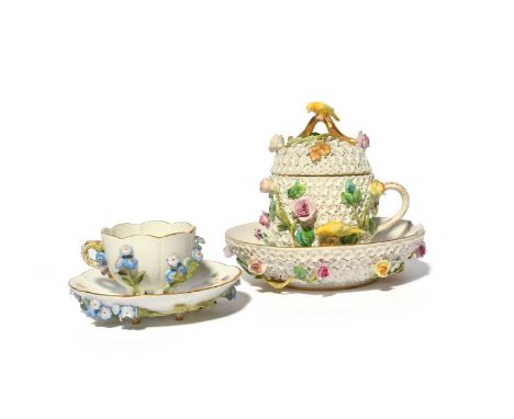 A Meissen schneeballen covered cup and stand, late 19th/20th century, all three pieces applied with continuous bands of small