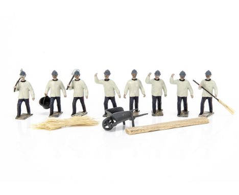 Mignot French Army Fatigue Party (8 figures plus accessories), original Mignot figures with recast accessories, bucket, spade