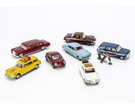 Corgi Toy Cars, 275 Rover 2000, white body, 259 LeDandy Coupe, 440 Ford Consul Cortina Estate, with golfer, caddy and bag on 