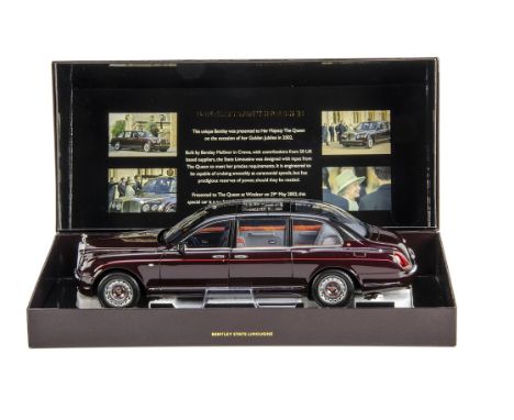 A Minichamps 1:18 Bentley State Limousine, Nr.100 139700, in original box with outer sleeve, E, box VG-E