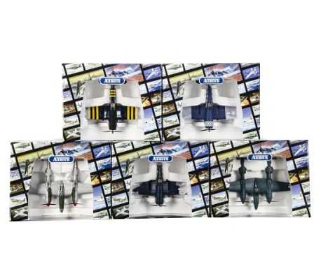 Franklin Mint Armour Collection WWII American Aircraft, five boxed 1:48 scale models F4U Corsair B11B381/B113403/B11B217 and 