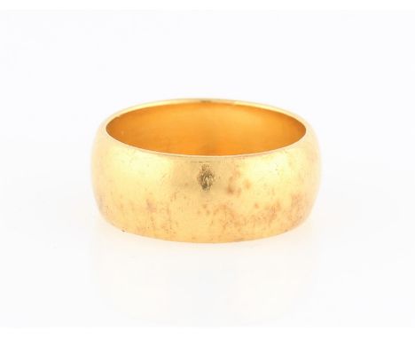 A hallmarked 22ct yellow gold wedding band, ring size N.
