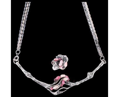 A modern freshwater pearl collar necklace and ring set, apparently unmarked, necklace 42cm, ring size J, 19.1g total (2)No da