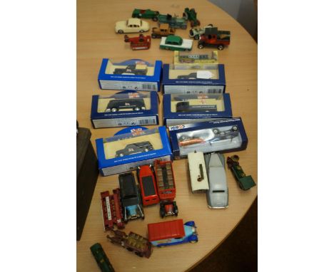 Collection of boxed model vehicles &amp; others 
