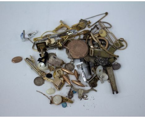 A SELECTION OF YELLOW METAL CUFFLINKS, brooches, paste buckles, silver sporting medallions, 9 carat gold watch cases (damaged