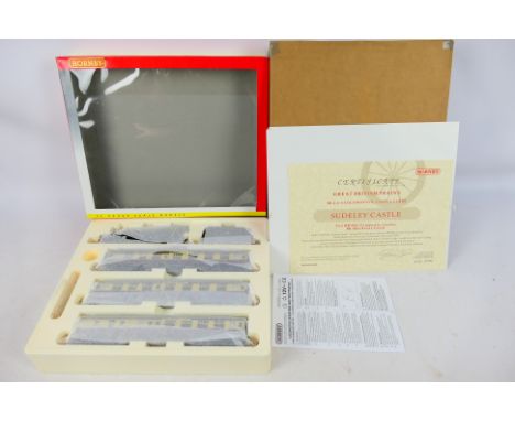 Hornby - A boxed R2133M The Sudeley Train Pack. Item appears to be in excellent condition with its limited edition certificat