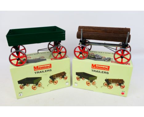 Mamod - A pair of  Boxed Mamod Traction engine trailers to include SR1A and TE1A. Both items appear to be in Excellent condit