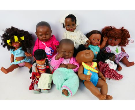 Mattel - Berenguer - The Doll Factory - Others -  A collection of unboxed Black dolls in various sizes and materials. Lot inc