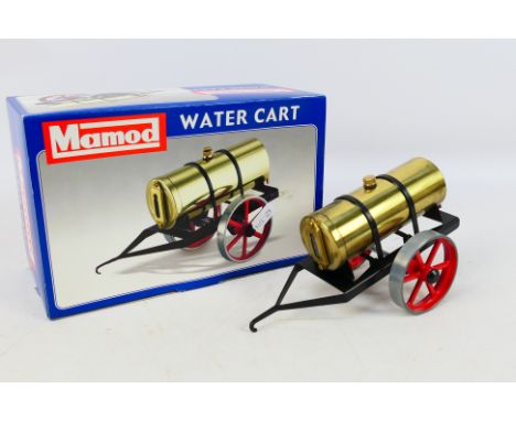 Mamod - A Boxed Mamod #1390 Water Cart for liver model steam traction engine in Excellent condition. Item comes in a very goo