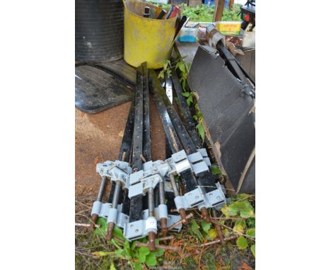 A quantity of sash clamps.