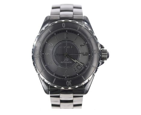 Chanel J12 automatic grey ceramic wristwatch, serial no. O.E. 23xxx, grey dial, rotating bezel with grey insert, grey ceramic
