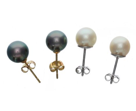 Two pairs of 18ct cultured pearl stud earrings, 4.6gm 