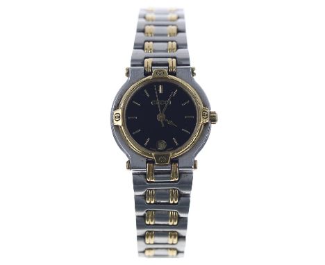 Gucci 9000L bi-colour lady's wristwatch, reference no. 9000L, serial no. 9352xxx, black dial, Gucci bracelet with butterfly c