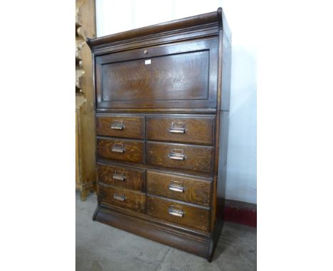 A late 19th/early 20th Century Globe Wernicke style oak three tier sectional stacking cabinet 