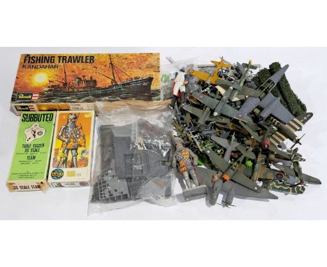 Revell, Airfix &amp; similar, Model Kits, &amp; parts, Aircraft, Military &amp; similar, a boxed &amp; unboxed group. Include