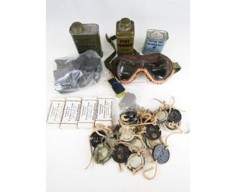 A quantity of WWII and later US Army personal kit