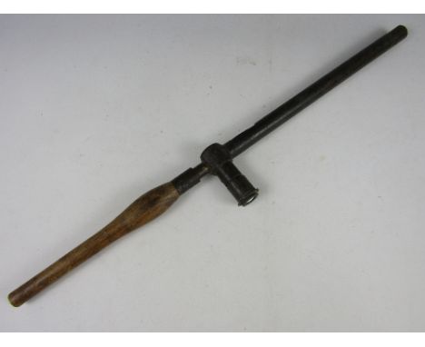 A First World War trench periscope, (optics a/f)
